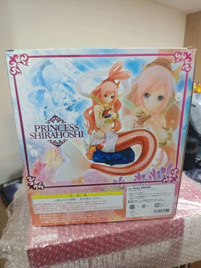 POP白星，这应该是白星目前手办的天花板了，整体很好看。但是通病是发髻很容易端，官方也一直没有修复，好在修补也不困难，喜欢白星的可以入手。