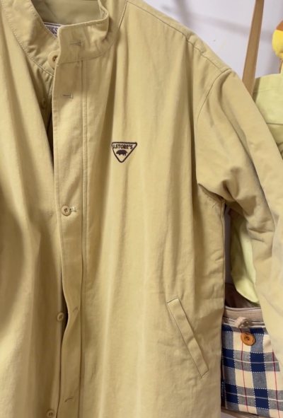 不知不觉又到一箱啦，挖煤姬还是一如既往的好用之前偶然一次用了加固功能，运输途中就更加安心了，这次是两件可爱的衣服！