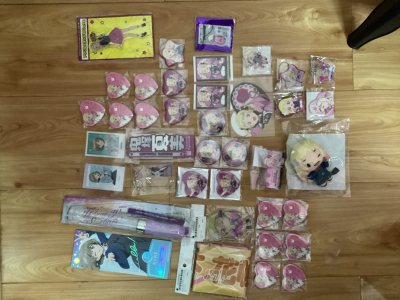 服务真的非常周到，谷子安全送到家，樱花妹包装也十分贴心✧(≖◡≖✿)使用也非常方便，不懂的地方可以问机器人，还有国际运费什么怎么支付价格怎么样都有详细解答，总之好评！会一直使用！！