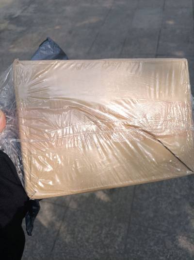 感觉没有很烧脑的地方，也是非常迅速的到手了，物流也很快，然后站内可以看到物流提醒，非常的美美的。整个购物流程都比较清晰，下单，入库了，交国际选择物流方式运回国