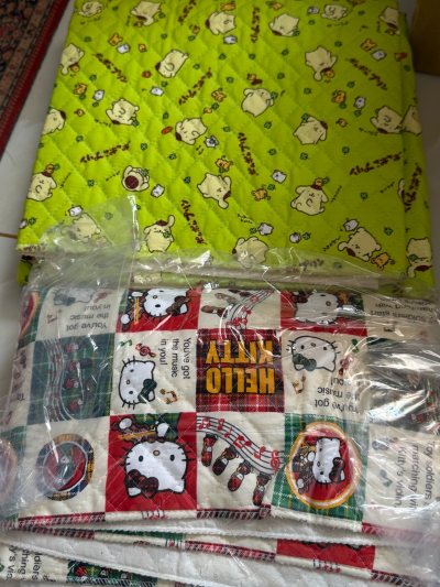 第n次收到挖煤姬的快递啦，这次是ems，从下单到收货，运输不到二十天就到货啦，很适合邮寄衣物及家纺物品，挖煤姬时不时就会有优惠，切煤速度很快，真的很推荐！