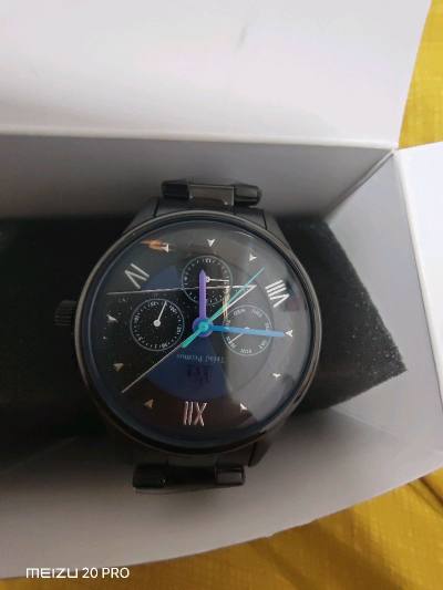 年后的第二次在挖煤姬切煤，给我捡了个漏，一百多拿下这款super groupies的偶像大师表，虽然这款是灰姑娘的，我玩的是闪彩，但是也蛮好看的