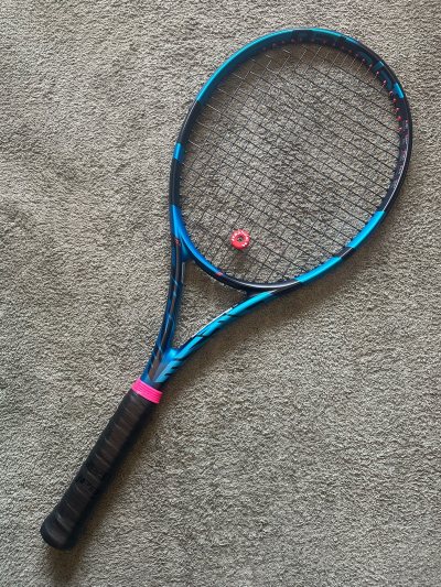 这次购买了百宝力PD98，成色各方面的不错，选择了EMS物流，审核到收货约2周，海关也给力，很快放行，完美