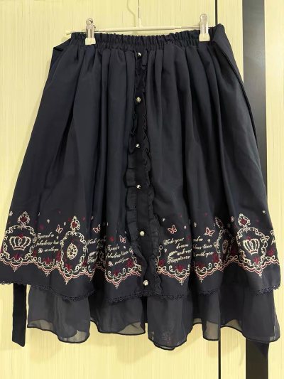 非常美丽的一次购物！在国内买不到的小裙子，就算有也贵贵的，这一次海淘结果很满意！积分还可以抵扣运费，很划算！