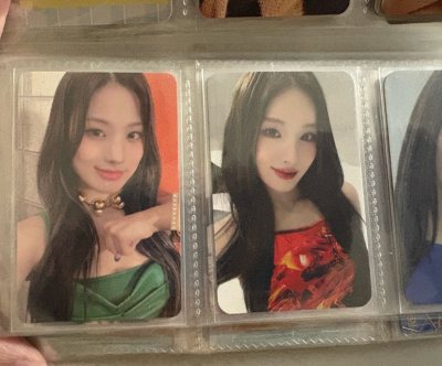 切的jinni崔允真在团时期的特典卡，代切基本上秒切  卖家发货很快 包装很好 国际物流也很快，很满意的一次购物！