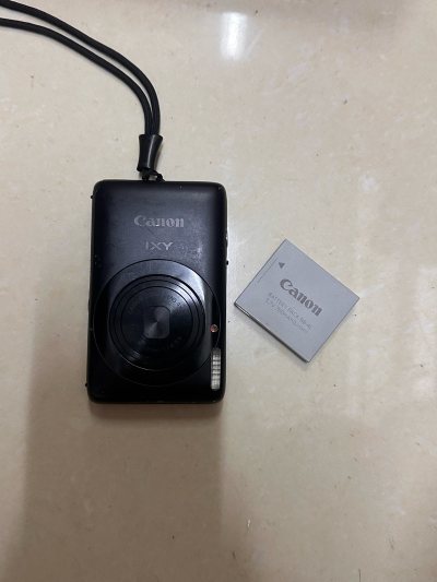 这次入的是一台佳能的ccd，价格比在国内买要便宜几百块，拍下、入库、发货都十分丝滑，包装也很不错，总之是一次体验感很好的购物