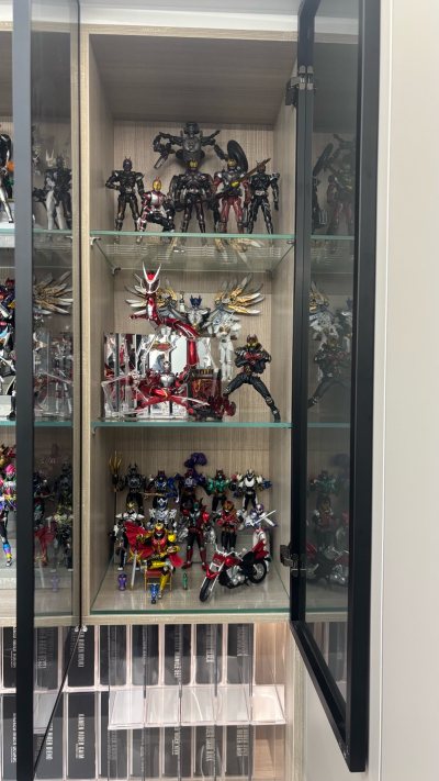 挖煤姬打包依然给力，完好无损送到手上，我的手办柜已经快放不下了哈哈，是时候采购新的了不然我还有十几件入库的模型都没地方放了