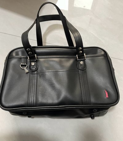 这个月在挖煤姬买到了三个好东西，而且都比市场价便宜很多，作为一个日淘小白，最怕就是语言不通，支付不方便，但是挖煤姬App完美解决了这一点，一键翻译成中文，也可以直接用微信或者支付宝付款，和我们平时用购物软件没什么区别。