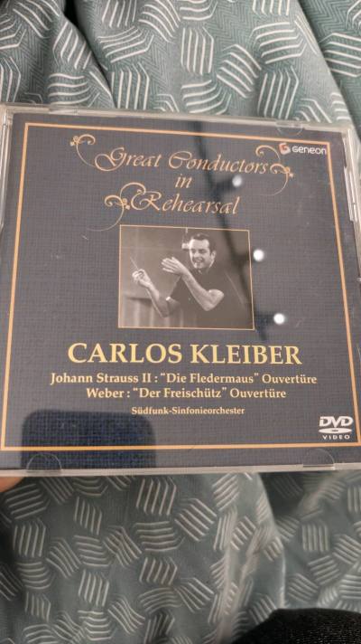 在挖煤姬顺利收到购买的古典CD，包裹包装扎实完好，平台靠谱省心，海淘体验一直很稳定，后续也会继续在这里选购。

