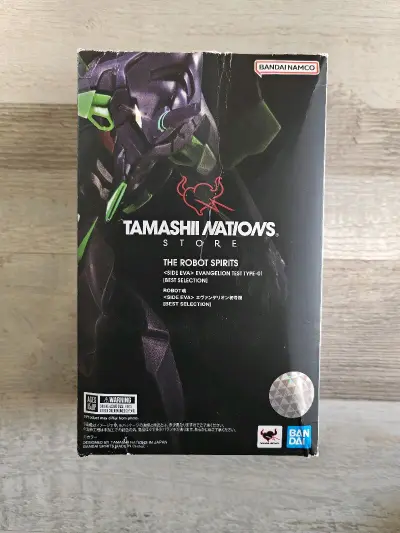 超预期的海淘体验！商品与描述一致，正版品质，做工扎实，质感高级，无瑕疵无异味。包装防震做得好，到手完好，非常满意！