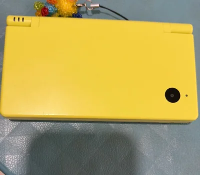 还不错的一次购物体验，机器成色还可以，大家购买的时候可以观察是否贴了膜，贴膜有划痕撕掉也不影响的，壳子不要打磨！！！擦擦克林磨砂纸都会伤害漆面薄薄的一层绿漆。（?别问我为什么知道）