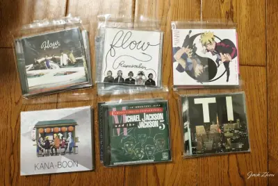 这次选择的海运，买了些喜欢的音乐专辑。火影忍者单曲碟为主，速度还可以16天到手，到手完美，非常满意！