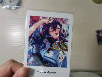 购买了礼濑真宵的拍立得，价格比单收便宜?，主要是也只差一配，所以就选择在挖煤姬购入了。挖煤姬重量准确，入库迅速，是切煤的一个很方便的软件