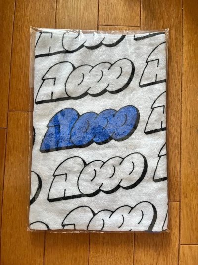 手指轻点，跨海的宝藏便奔赴而来。挖煤姬给我的，不止是物美价廉的惊喜，更是一种跨越山海抵达的温暖。每件漂洋过海的小物，都带着旧时光的温度，让平淡的日子，突然有了闪光的期待。原来最动人的，不只是淘到好物的欢欣，而是隔着屏幕，都能触碰到那份来自异国的、细碎而真实的心动。
...手指轻点，跨海的宝藏便奔赴而来。挖煤姬给我的，不止是物美价廉的惊喜，更是一种跨越山海抵达的温暖。每件漂洋过海的小物，都带着旧时光的温度，让平淡的日子，突然有了闪光的期待。原来最动人的，不只是淘到好物的欢欣，而是隔着屏幕，都能触碰到那份来自