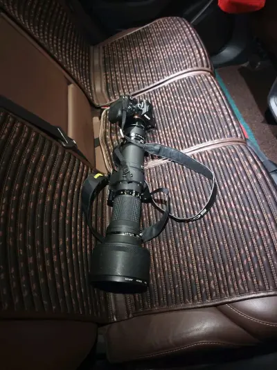 买到的是一颗 Nikon ai 600mm f/5.6 ED-IF，生产于1975–1977 年，是一款经典手动旗舰超长焦定焦镜头，原生AI卡口，6组7片（含2片ED低色散镜片），九片光圈，在小光圈下有漂亮的星芒效果，最近对焦距离5.5米，后期ai-s版本最近对焦距...买到的是一颗 Nikon ai 600mm f/5.6 ED-IF，生产于1975–1977 年，是一款经典手动旗舰超长焦定焦镜头，原生AI卡口，6组7片（含2片ED低色散镜片），九片光圈，在小光圈下有漂亮的星芒效果，最近对焦距离5.5米