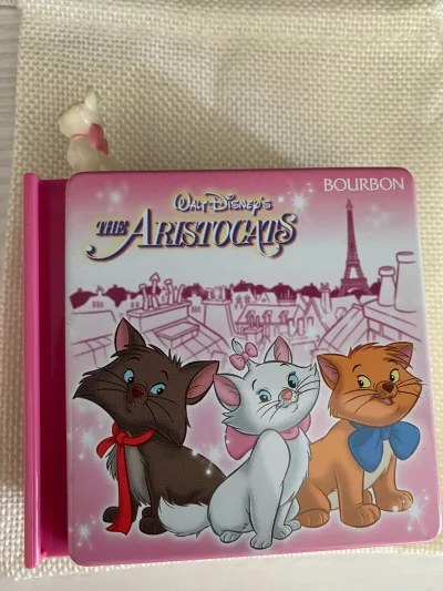 2026年新的开始，新的煤炉挖挖挖又开始。这批到了的是一些小盒子，玛丽猫铁盒子蛮大的，可以放进许多小东西；另外两个木盒子，盖里面带磁吸，一关就方便，虽然里面原配的小卡签没有，但价格便宜也不影响可爱。