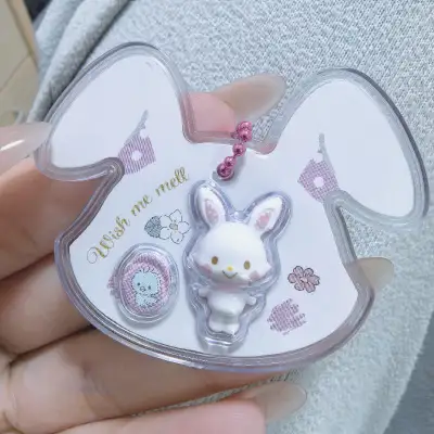 这一波刚过完年就收到了 走的海运 物流也很快 
这些都是一些小东西 但是都好可爱啊 
也蹲到了想要很久的亚克力 价格也很好