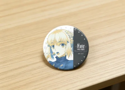 这款Saber 57mm吧唧真的超出预期！虽然是二手商品，但拿到手几乎全新，印刷清晰色彩饱满，细节还原度超高。骏河屋包装严实，没有丝毫磕碰，物流速度也很给力，用了优惠券后性价比拉满，作为Fate系列的忠实爱好者，能入手这样品相绝佳的周边，简直太开心了，强烈推荐给所有...这款Saber 57mm吧唧真的超出预期！虽然是二手商品，但拿到手几乎全新，印刷清晰色彩饱满，细节还原度超高。骏河屋包装严实，没有丝毫磕碰，物流速度也很给力，用了优惠券后性价比拉满，作为Fate系列的忠实爱好者，能入手这样品相绝佳的周边，