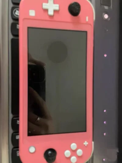 挖煤姬好物分享来啦，这次切了一台游戏机走的路线是APP里的拼团邮用时十天就到了速度还是挺快的，包裹严实到手没有任何磕碰。挖煤姬界面简单很好上手而且页面自带翻译不怕看不懂，现在每天领劵就能减免手续费每月都有优惠券发放非常适合二次元周边玩家可以快乐切煤了。