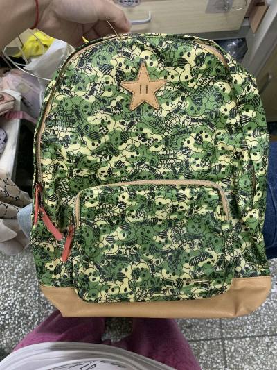 这家海外购物平台太赞了！双肩包颜值高、容量足、背着超舒服，收纳包小巧实用、做工精细。款式多、品质好，发货快，买包包真的太省心满意！超级推荐！