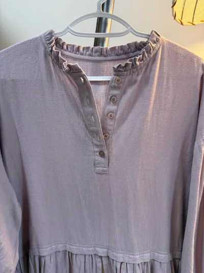 喜欢的衣服在这里淘到了，很方便，可以识图，刚开始用不知道怎么弄就可以用喜欢的图片来识图找，也会推荐相关好看的衣服。