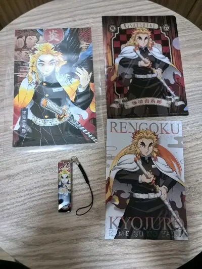 等了半个月终于拿到了，打包和物流依然给力
CD拿到就去美美品鉴了，简直视觉听觉双重盛宴
我推的脸依然美美的