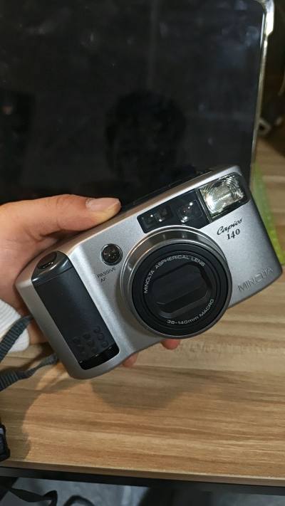 一次偶然的机会刷到了挖煤姬这款海淘软件，下载之后在里面蹲守很久终于淘到了想要的相机，快递时效也十分快，没有想象中的那么慢，还会再推荐给朋友滴。