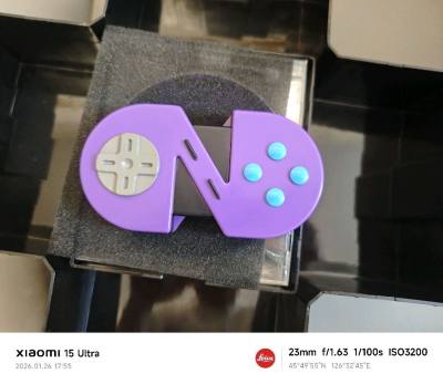 在挖煤姬上收到海王星的全收藏cd，真是特别开心，这个东西国内都没有了，蹲到一个日本人卖，挖煤姬还帮我砍价，省了一笔真赚到了，东西保护的也很好，海运一个月就到了