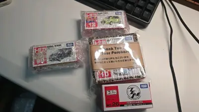 又到货一批Tomica小车！这一批只有五辆，其中最让我期待的是tem四星的装甲车，算是国内价格炒的较高的一款了