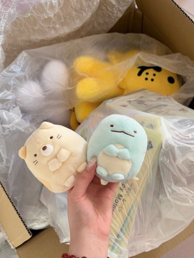 已经非常熟练的使用挖煤姬啦，这个是第三箱非常的满满当当，包装都很好没有问题，箱子收到也是完好无损完全没有恐怖的事情发生！会继续使用这个软件～