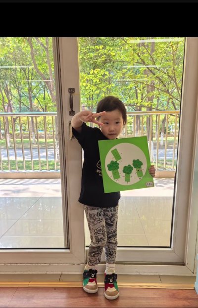 专业海淘党来夸夸挖煤姬！从商品筛选到付款发货，全流程清晰透明，支持多订单合并打包，有效降低运费和被税风险。日本仓入库验货仔细，商品描述精准无踩雷，物流追踪更新及时，客服专业高效，是我用过最省心的海淘平台，强烈推荐给喜欢日系穿搭的朋友们！