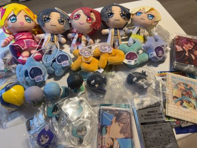 流程很顺畅，物流也挺快的，9天就到我手上了！里面的东西有一部分送给我朋友了，下次还会继续切别的，活动再多一点就更好了