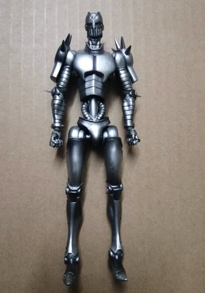 银色战车非常好看，先说商品质量：产品总体不错，包装严实。再说商家服务：点赞啦。最后点评快递：发货很快。推荐挖煤姬


