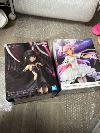 无论是客服的态度还是对物品，我都非常满意的。收到的时候包装完整，打开后让我惊喜的是，宝贝比我想象中的还要好！