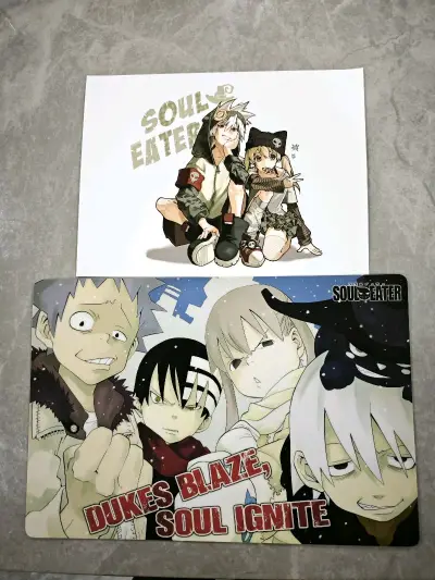 是噬魂师底座和噬魂师明信片
韩淘购买的，物品和描述相符，包装还不错，运费实惠，发货到货速度都很快，挺满意的