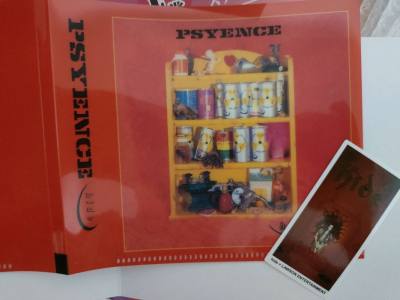 这次用挖煤姬买了CD，整体感觉挺靠谱的。操作没难度，客服也比较细心。物流打包时明显感觉他们做了加固，箱子到手里面有好多泡沫纸。物料胜在划算，全程物流更新及时，两个星期左右收到，比预期顺利。适合不着急想省点运费的时候用。