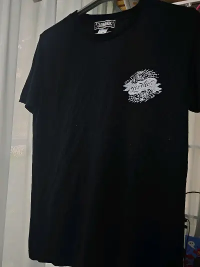 一致在关注backbone美产线产品，从设计到用料都是原汁原味，可惜品牌早已结业，有幸可以海淘到这两件稀有单品，好好收藏