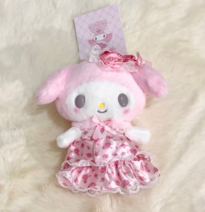 这次在挖煤姬切到的是美乐蒂毛绒挂件和皮艾诺证件照挂件。从入库到国内收货全程透明，APP能实时查进度超安心。箱子坚固不易破损，收到的物品没有损伤。比较推荐的附加服务是入库前拍照，入库前拍照可提前查看实物全貌，核对成色与细节，及时发现卖家未标注的瑕疵，减少售后纠纷，是海...这次在挖煤姬切到的是美乐蒂毛绒挂件和皮艾诺证件照挂件。从入库到国内收货全程透明，APP能实时查进度超安心。箱子坚固不易破损，收到的物品没有损伤。比较推荐的附加服务是入库前拍照，入库前拍照可提前查看实物全貌，核对成色与细节，及时发现卖家未标