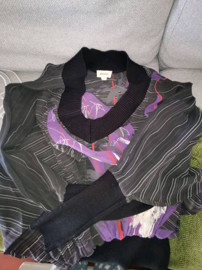         挖煤姬这个软件，感觉非常好，价格实惠，品质优良，速度挺快，包装很好，物流保障性高，很好的购物软件！我这次买的衣服特别好看，好开心好幸福。价格实惠，运费我使用了积分减免了不少运费，运输时间挺快的，总共用时10天就收到了。
        到手之后，我真...        挖煤姬这个软件，感觉非常好，价格实惠，品质优良，速度挺快，包装很好，物流保障性高，很好的购物软件！我这次买的衣服特别好看，好开心好幸福。价格实惠，运费我使用了积分减免了不少运费，运输时间挺快的，总共用时10天就收到了。
 