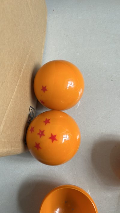 本次购买一套龙珠大蛋胶囊，布欧打游戏机一直是向往所在，魔贝摸头悟饭，悟空举悟天，悟饭肘击布欧也都是不错的场景再现。遗憾的就是不能自己手动填写免单金额，导致提高购物成本。