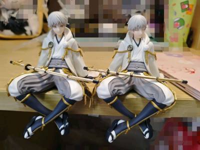 在煤炉买到了很喜欢的东西，鹤的泡面压是我很早就想过要买的，但之前没有切煤的经验，这是我第一次尝试切煤，第一次使用挖煤姬。综合来说是很容易上手的，服务也很周全，打包做的很好。