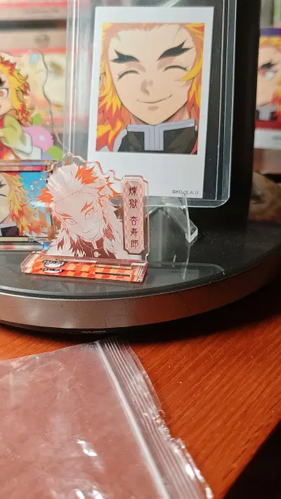 体验感
很好，这单走的竹蜻蜓plus，
包裹很严实，还包了泡沫纸,
东西完全都没有损伤
送货审核大概是三四天，
东西也很好，选择挖煤姬页面
简洁方便，适合新人用，
第一次切很开心
