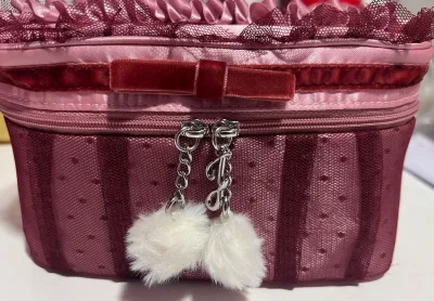 卖家宝宝打包的很严实！物流比想象的要快些 大概下单后半个月左右就到了 快递箱也没有挤压的痕迹！非常愉快的一次海淘


