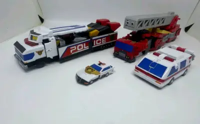 以一个非常好的价格拿下了这款玩具，这款消防车的玩具能变形，特别的有意思，最重要的是价格非常的便宜，比国内要便宜大概六七十块钱左右，运费也非常的合理，而且发货也很快