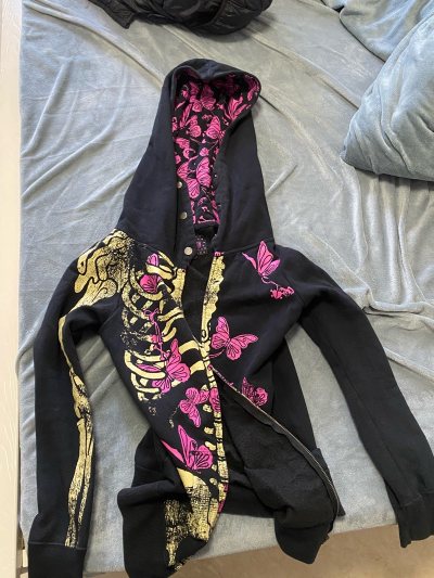 非常好很满意呀 虽然等的过程很艰难 但是到手那刻一切值了！！一直很喜欢微微 攒够了钱才下定决定购入！！很感谢挖煤姬平台让我有机会这么容易就买到??