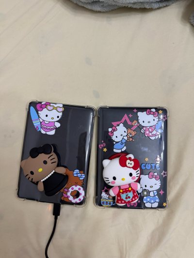 kindle大户来也 kindle真的会繁殖！糟糕，怎么越买越多了！就这样咕壳 美美看书！挖煤姬物流真的挺快的 不到一周就收到货了！速度真的杠杠的！感觉会继续买继续淘