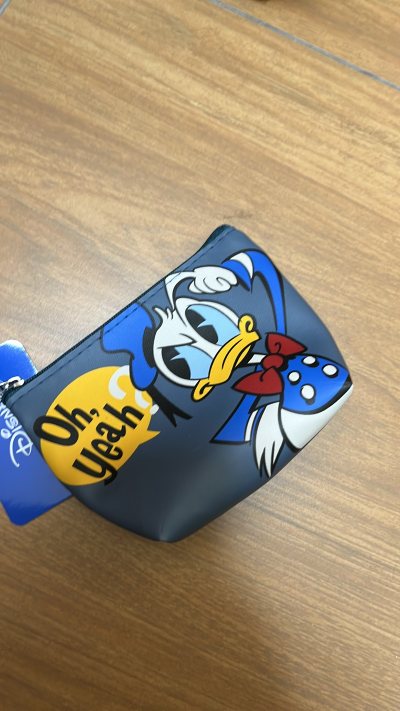 这次也是陆陆续续到的许多迪士尼的米奇小周边，成色状态跟叙述没有出入都非常好，物流审核发货也都很快速，期待下一波的好物～