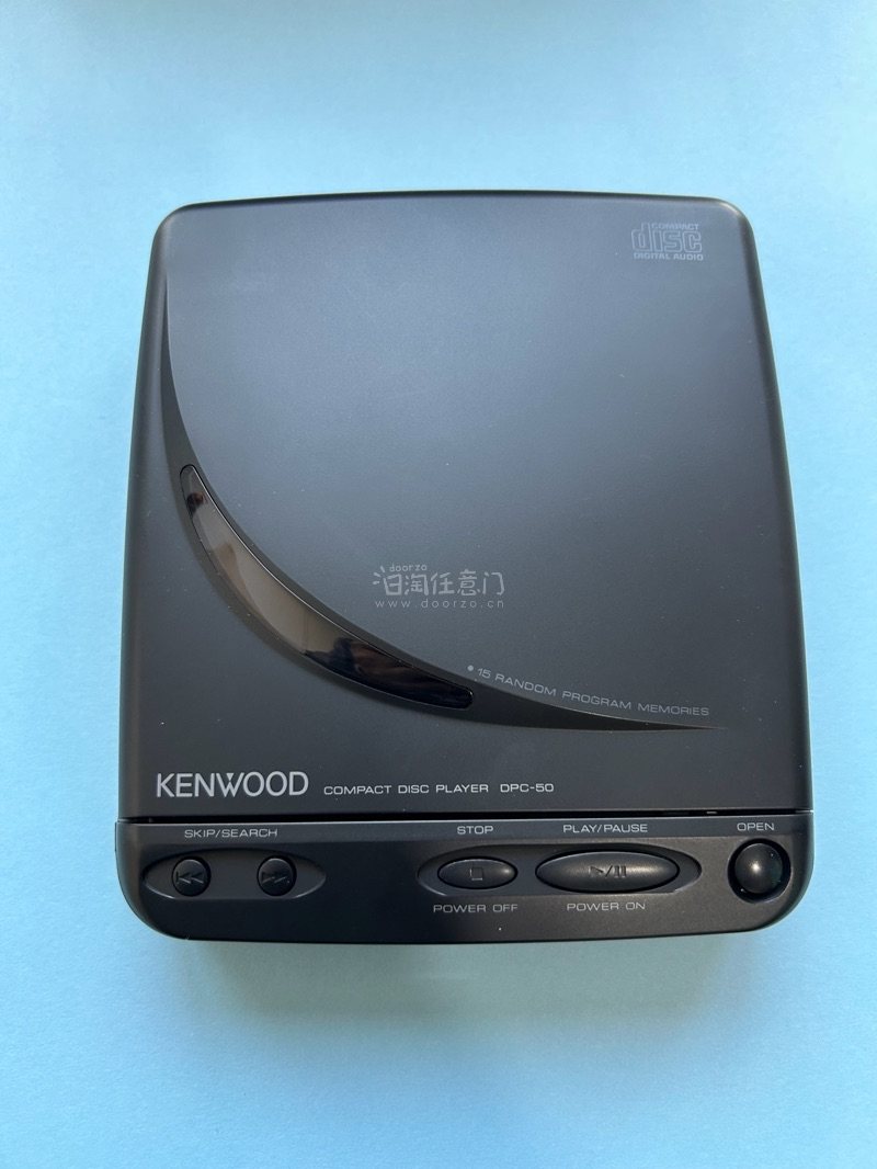 海淘几台机器回来，建伍kenwood dpc70,这是一个带包装的大全套，还有一台索尼d22，还有一台是建伍dpc52，回来不开机的，要维修，海淘比较顺利的一次