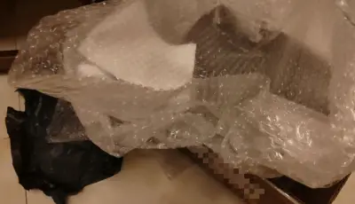 这是我第一次用这个APP，也是第一次找日代，没想到一切都很顺利，发货速度要比APP上写的要快很多，我本来以为得34周才能到，结果还没过多长时间呢，挺不错的，商品包装的挺结实，商品本体没受一点影响