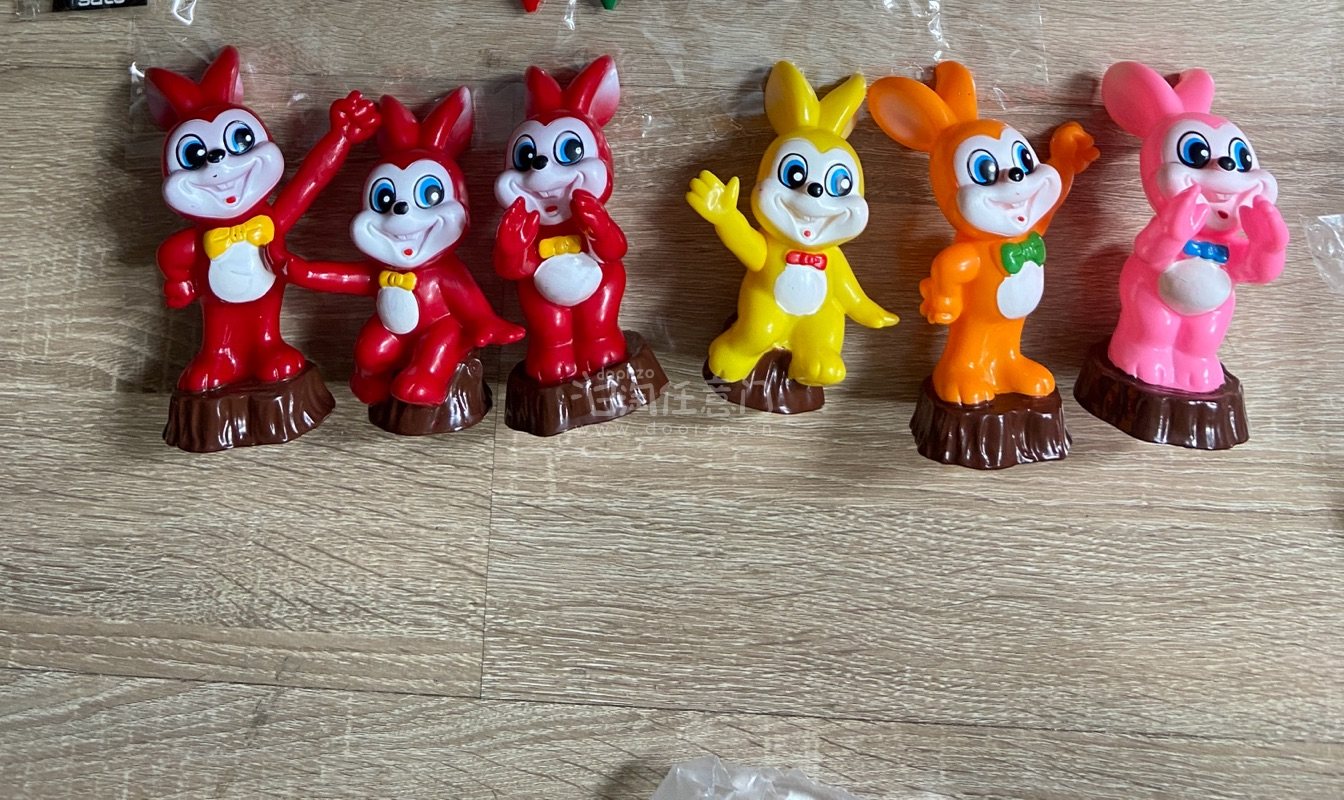 三月的快递虽迟但到，快递纸箱很结实，开包后泡沫包裹的非常严实，没有一点运损，点赞点赞！从下单到收到货这个过程也是非常顺利，已把挖挖安利给身边小伙伴～


